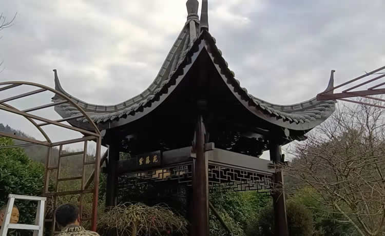 四角古建涼亭